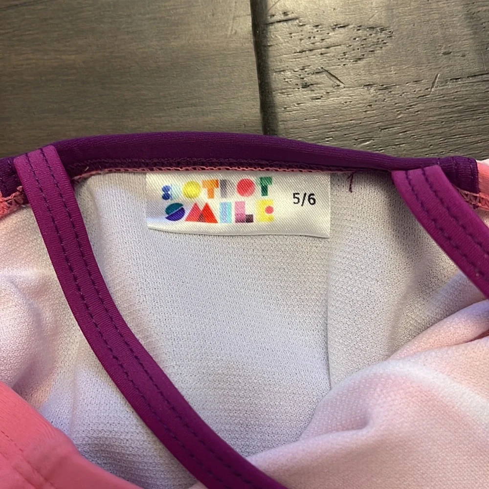 Dot dot smile scalloped pink and purple swim suit size 5/6